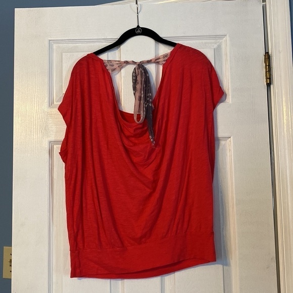 American Eagle womens top; size medium - Picture 5 of 5